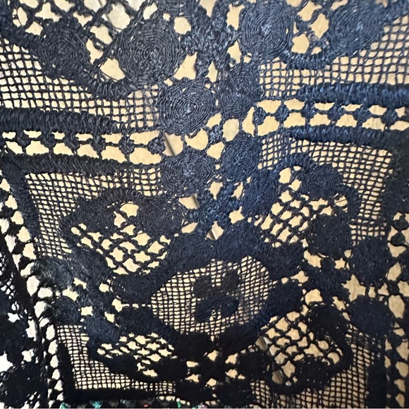 Kate Spade Black Floral Lace Yoke Sleeveless Top Sz Small Boho Feminine Tassels - Picture 4 of 9